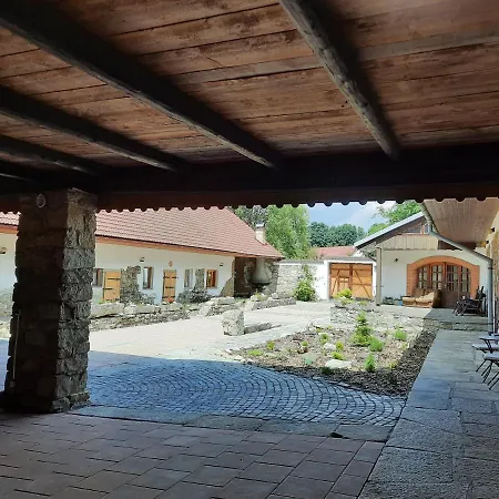 Statek Апартаменты Ctibor